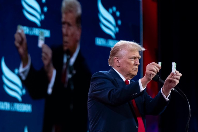 Trump hits Bidenomics inflation with mini Tic-Tac prop