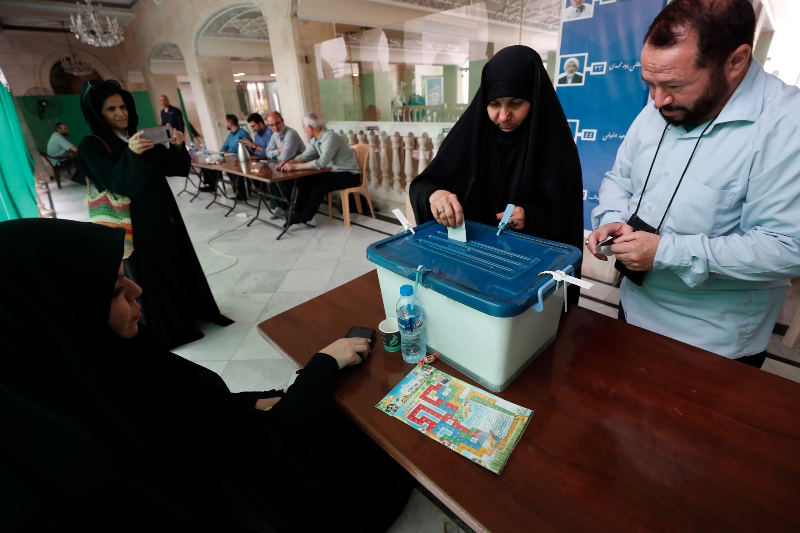 Iran wants polling stations in the US? Fine, but we should have provided the ballots