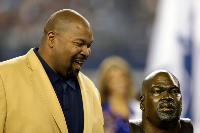 Dallas Cowboys legend Larry Allen dead at 52
