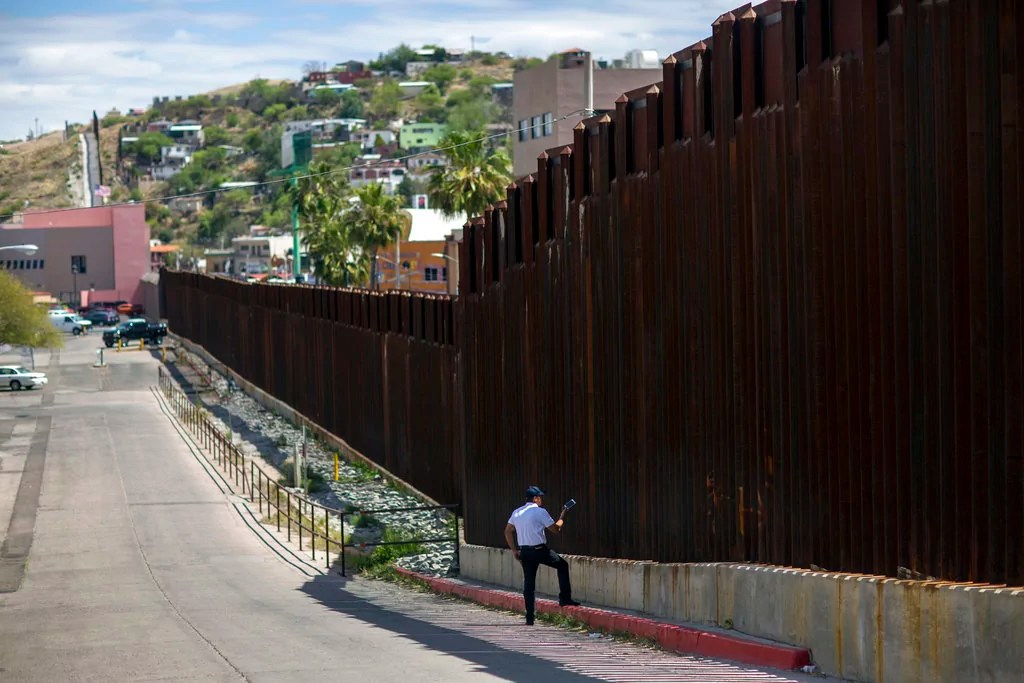 Illegal border crossings drop to third-lowest level under Biden in May