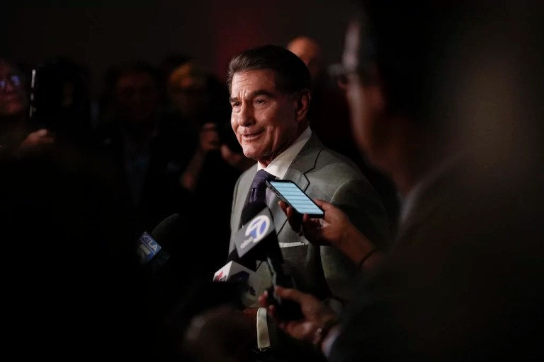 Steve Garvey points to his past to rival Schiff on understanding California workers 