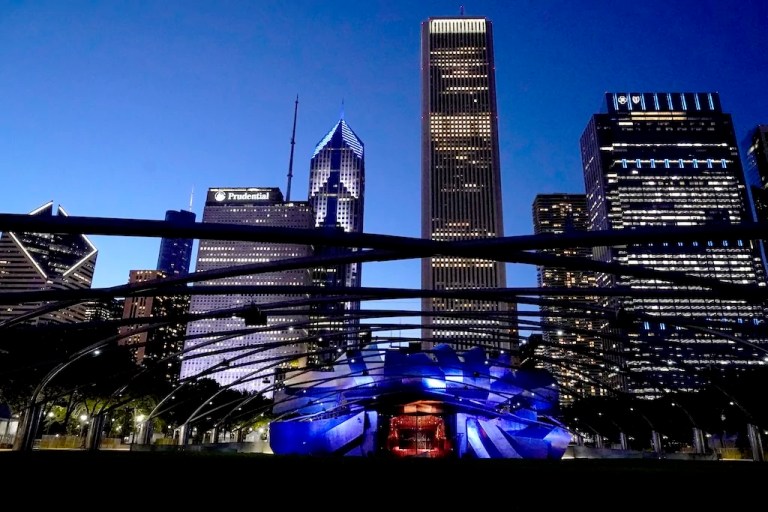 Professor points to policy errors as Chicago braces for non-budgeted migrant surge