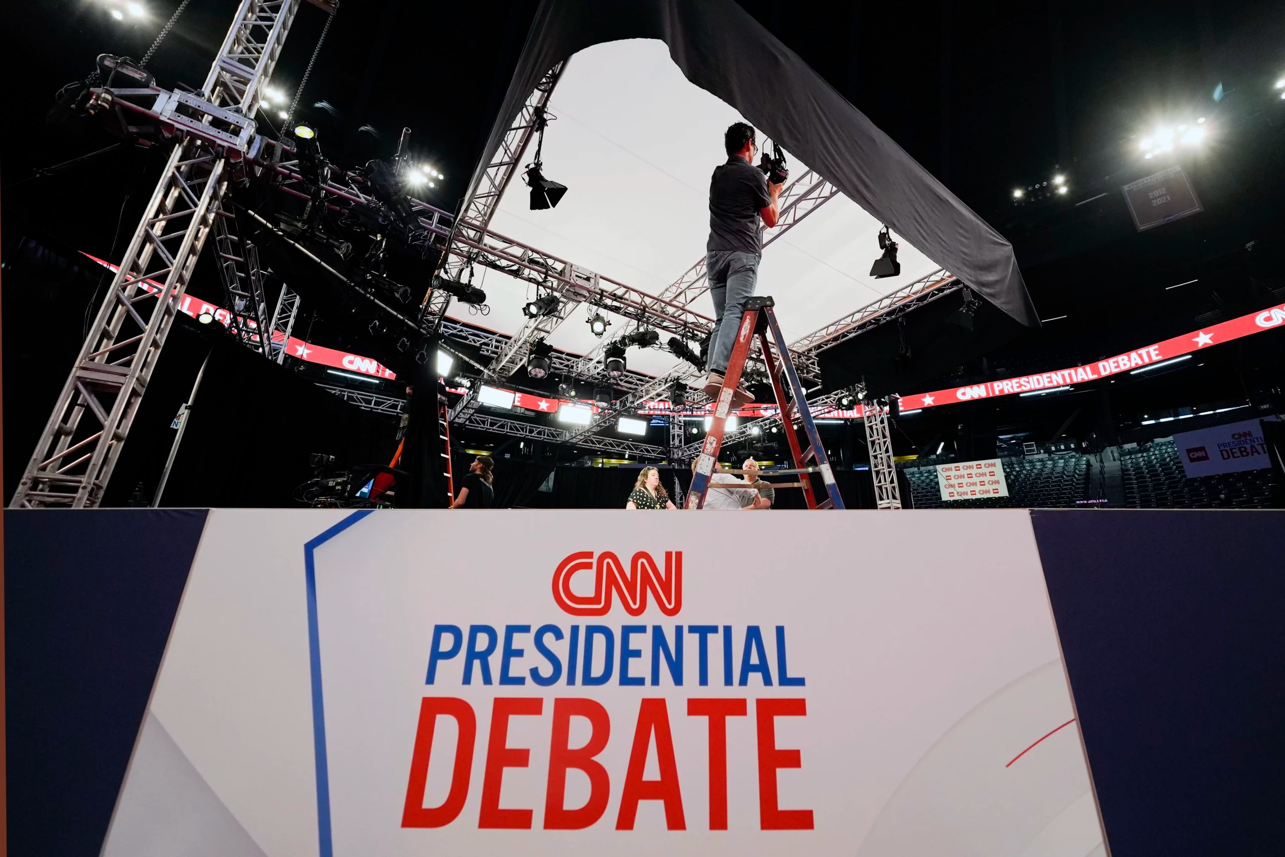 White House press corps rips CNN for lack of access