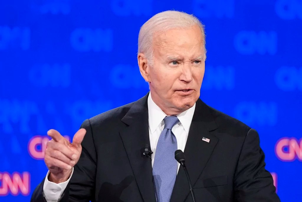 Biden lies too