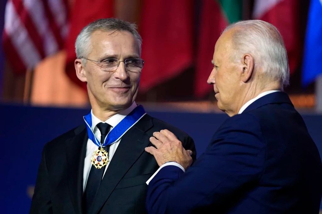 Biden rallies support for Ukraine and rightly honors NATO chief Jens Stoltenberg