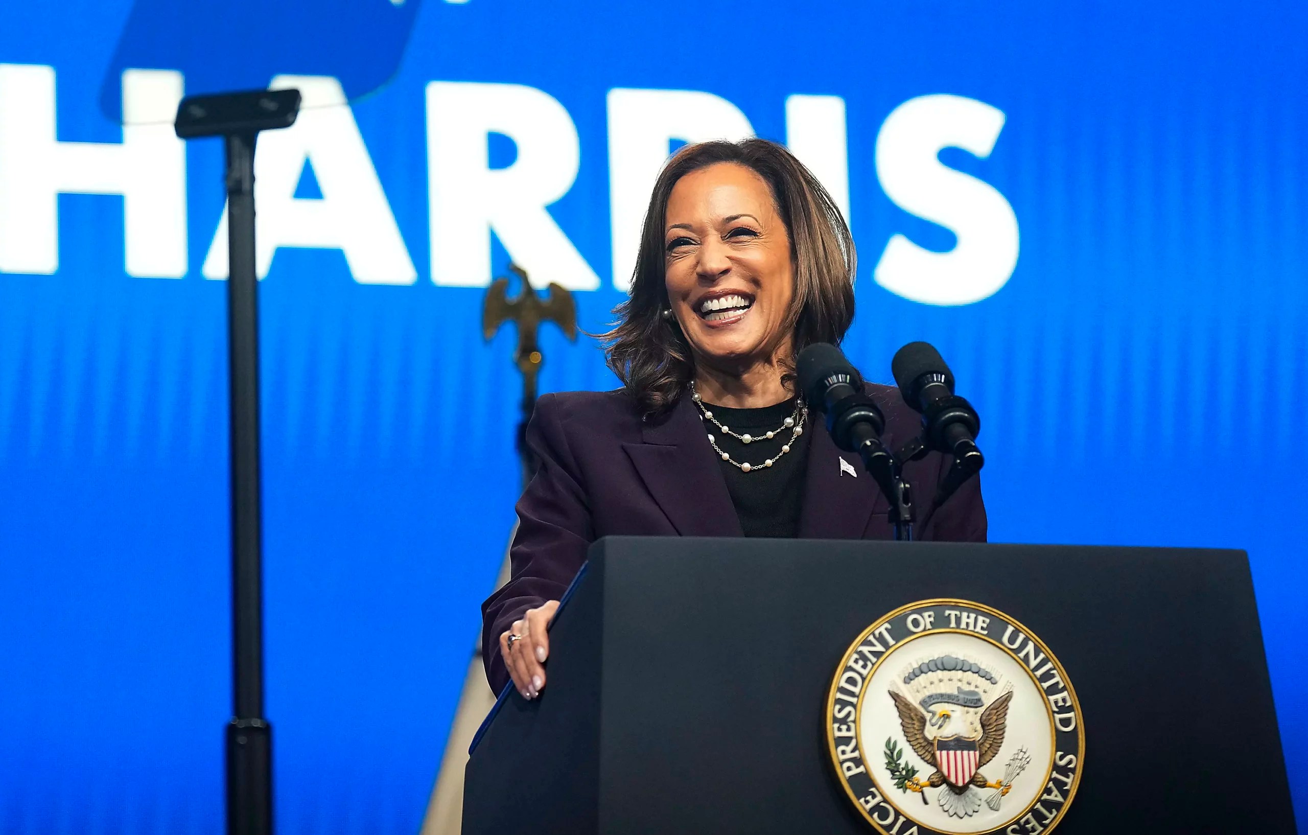 Kamala Harris to appear on <i>RuPaul’s Drag Race</i> season finale to promote voting