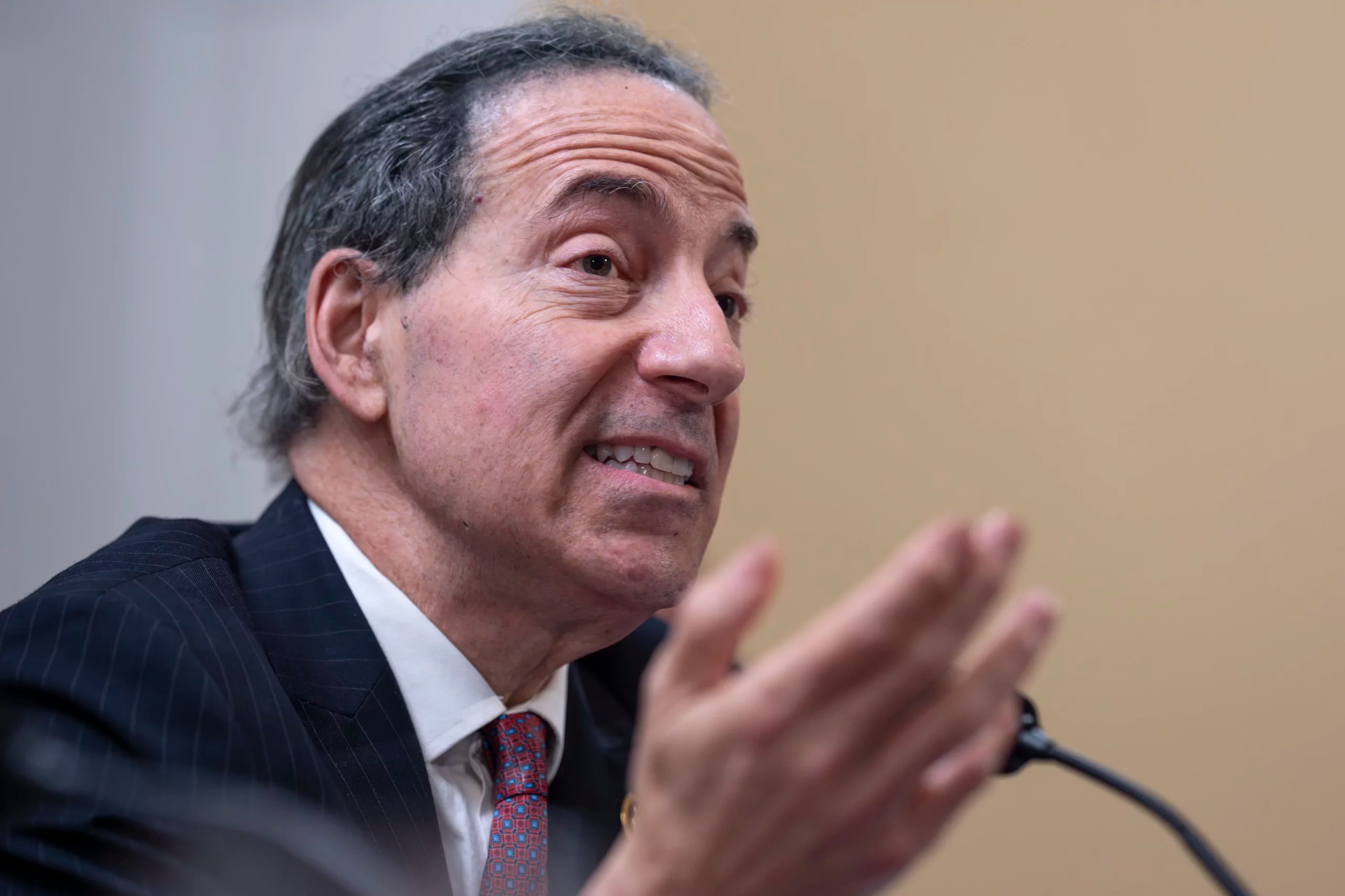 Top Democrats request details on White House communication with targeted law firms