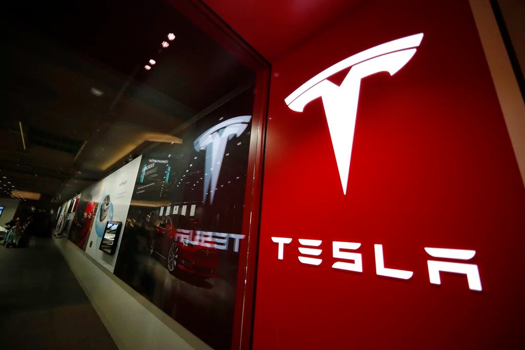 Idaho man arrested for allegedly hitting Trump supporter with car at Tesla dealership protest