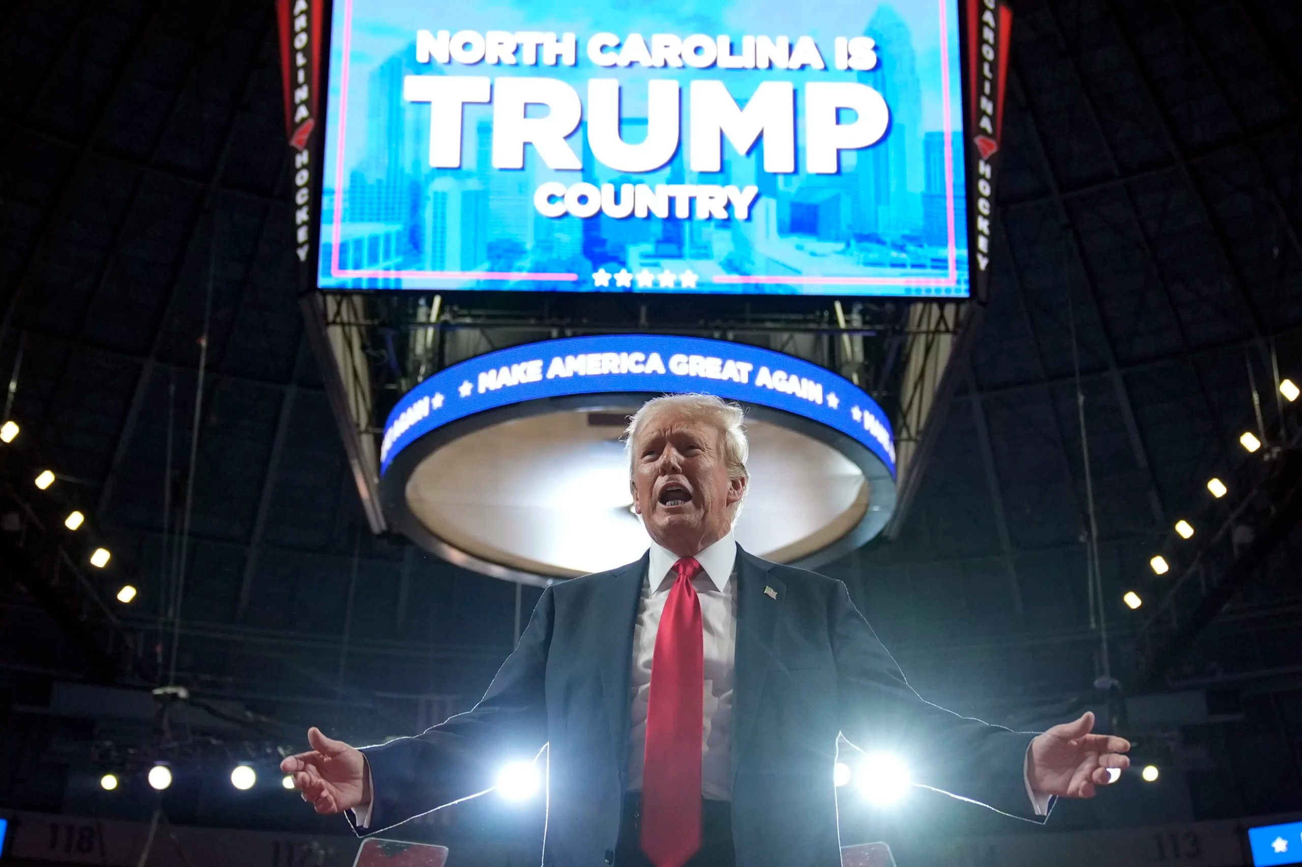 Trump leads 50%-43%, no Harris bump