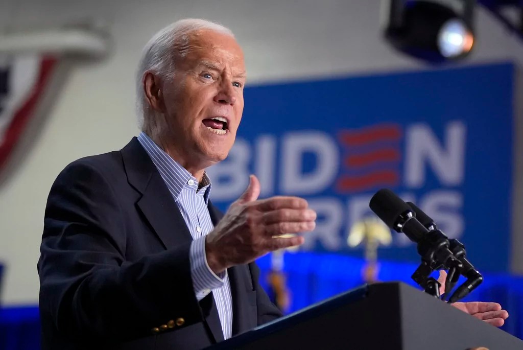 Democrats could be faced with losing both chambers of Congress if Biden runs