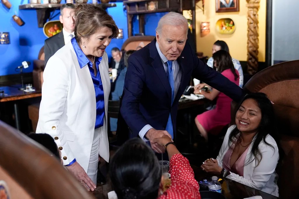 Biden cancels speech after testing positive for COVID-19