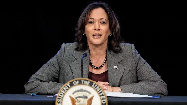 Harris reverses support for federal job guarantee, which was part of Green New Deal