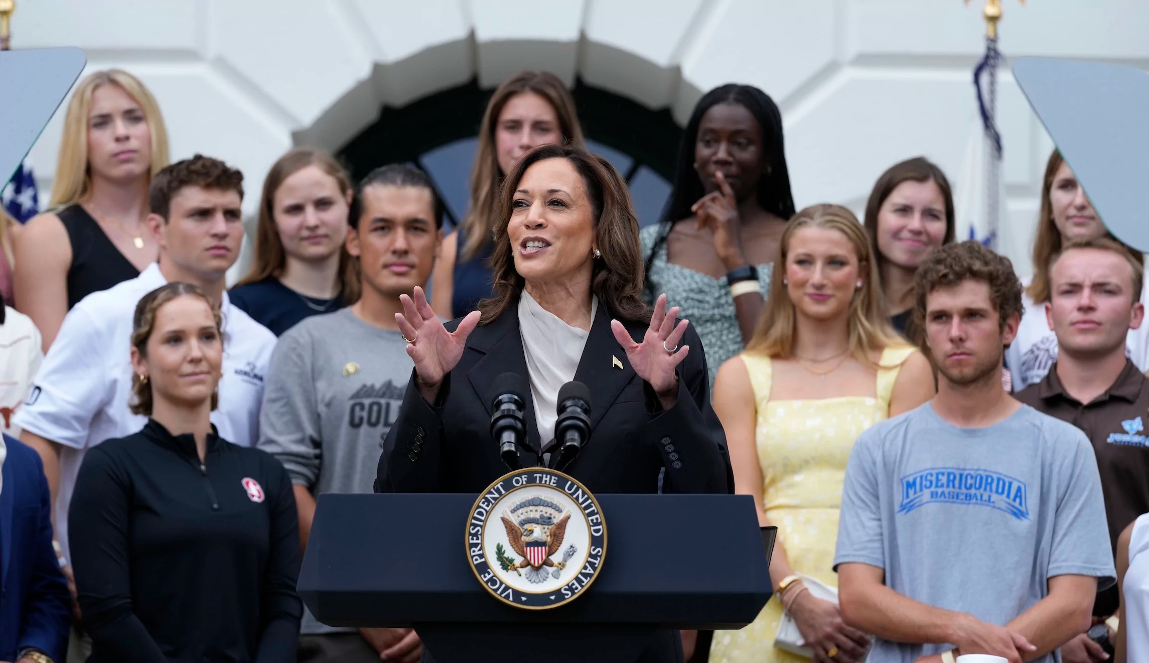 Delegates from North Carolina unanimously with Kamala Harris
