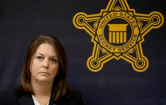 Republicans threaten Secret Service director to resign or lose salary