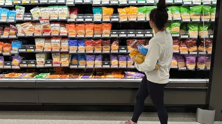 Inflation unexpectedly rose to 2.7% in June in producer price index