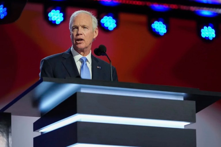 Ron Johnson ditches unity speech after teleprompter loads his old speech