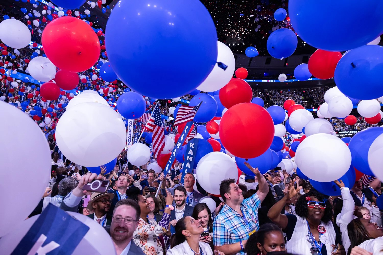 DNC buzz: Finale ends with a fizzle over Beyonce mystery