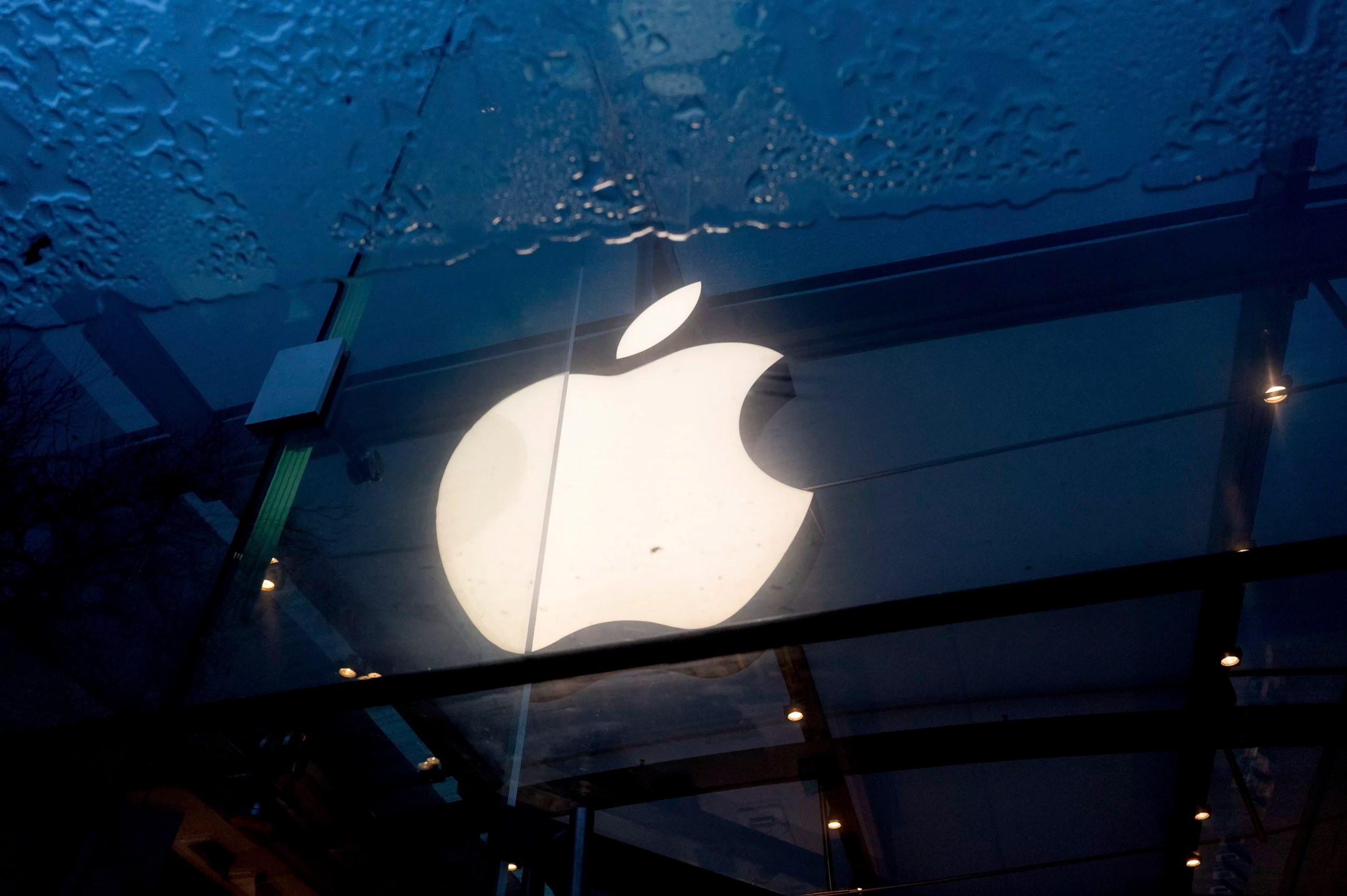 Apple faces a challenging exit from China