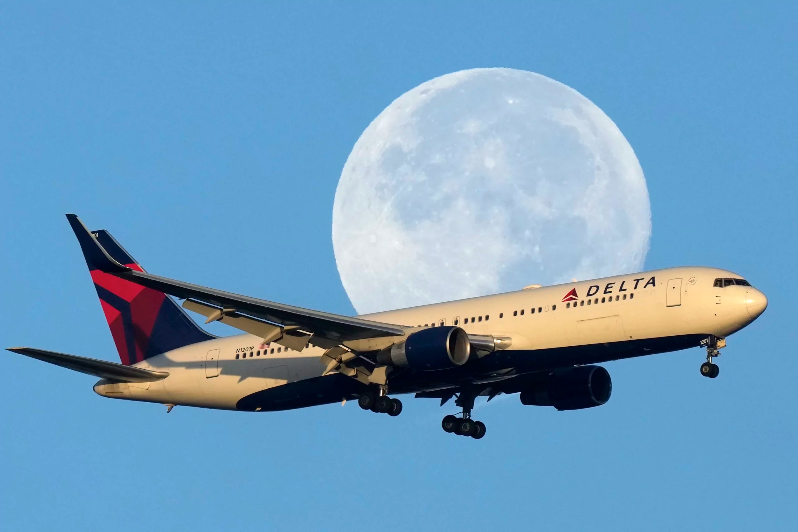 Two Delta workers dead after tire explodes off plane