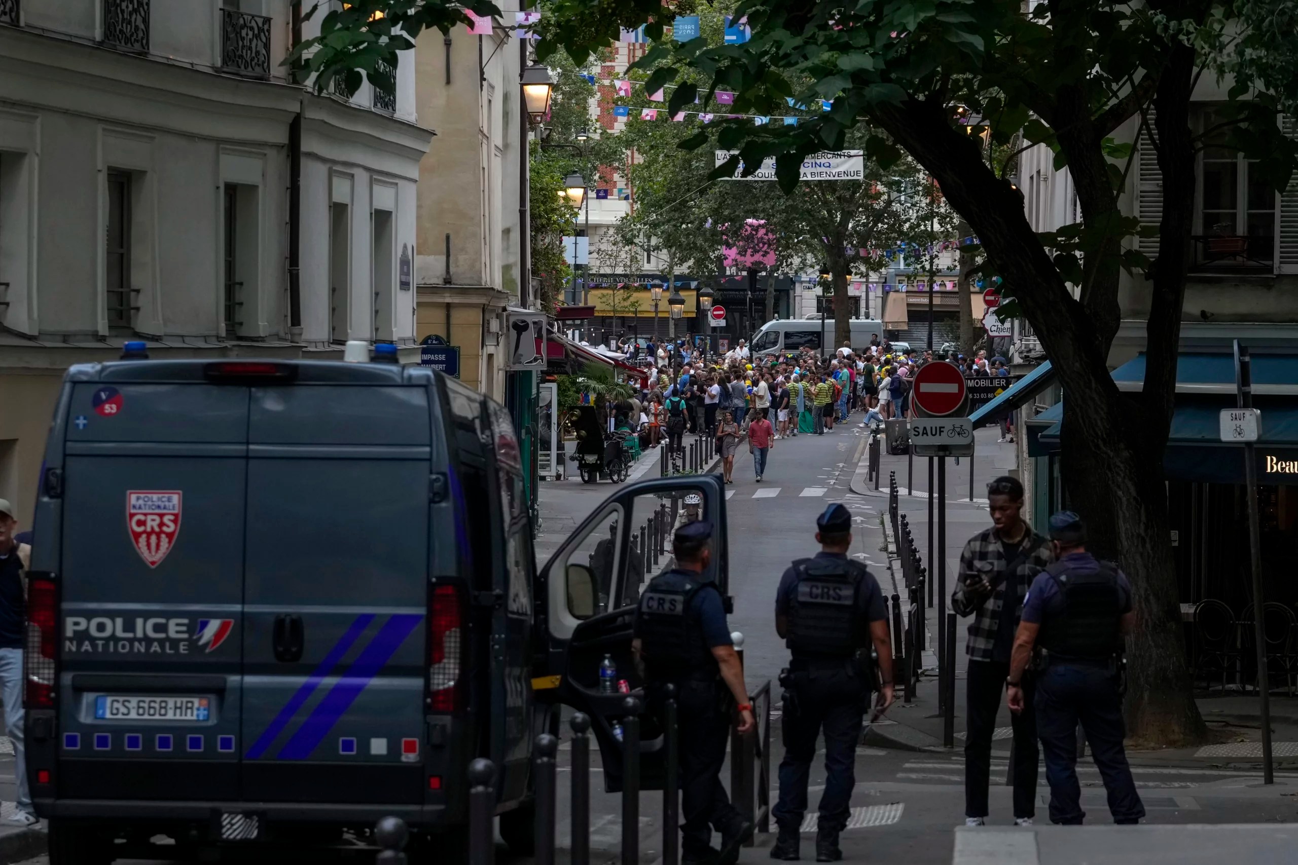 Suspect arrested after arson attack on French synagogue