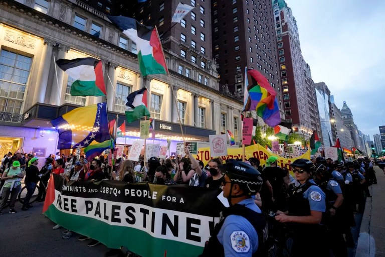Anti-Israel protesters bring encrypted messaging tool from campuses to Chicago