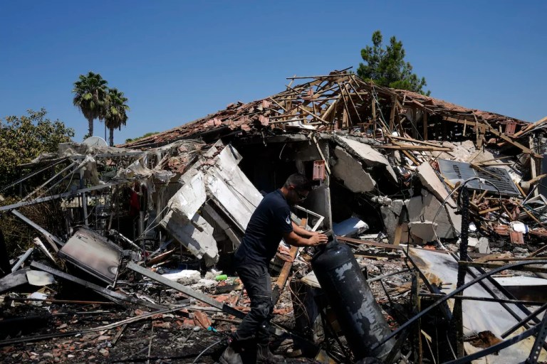 Israel and Hezbollah engage in cross-border attacks as ceasefire talks continue