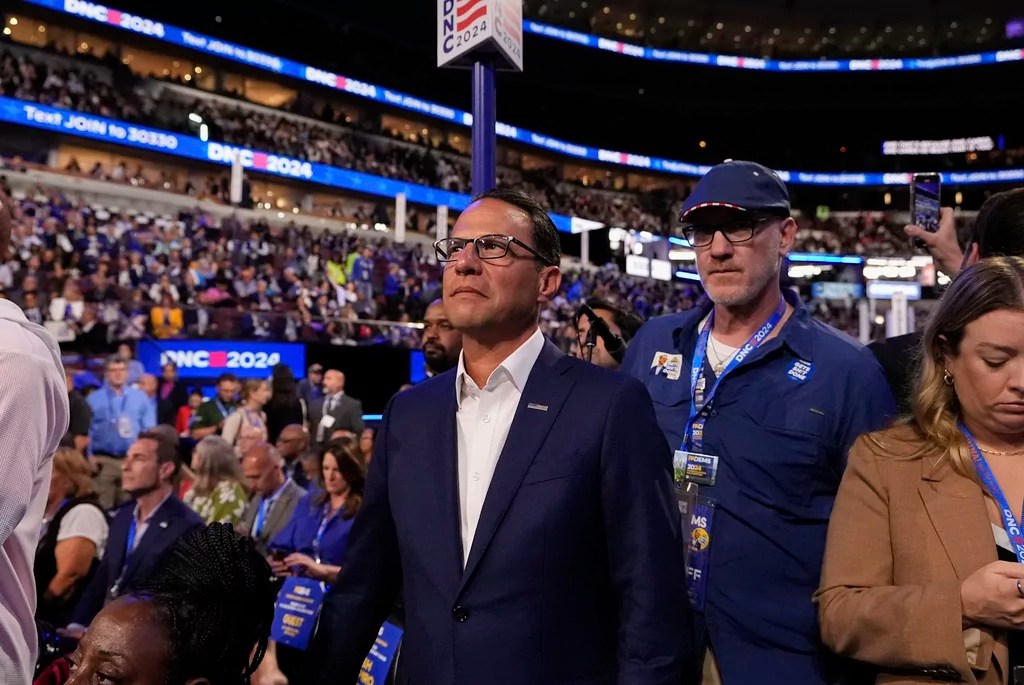 Pennsylvania Gov. Josh Shapiro arrives at the Democratic National Convention Monday, Aug. 19, 2024, in Chicago.