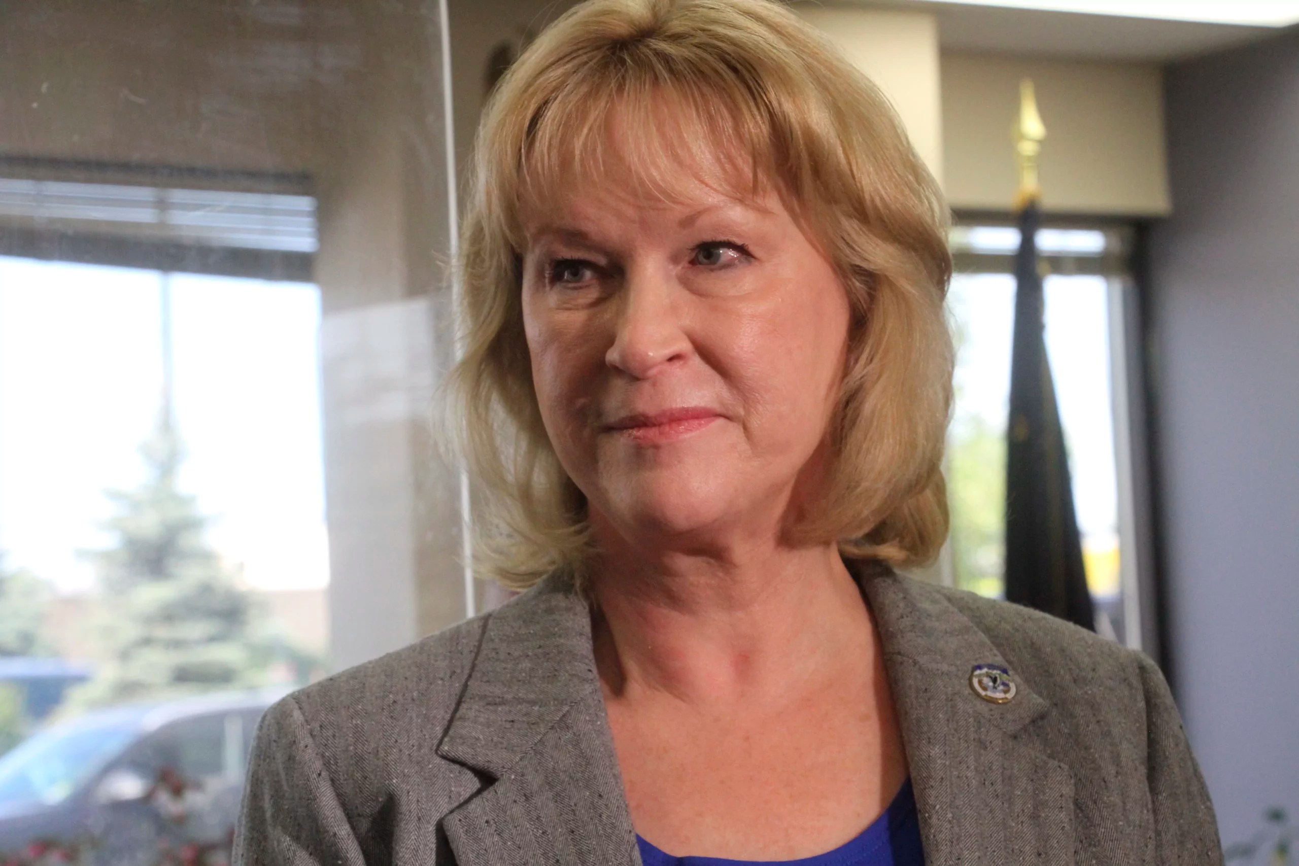 Dahlstrom drops out of congressional race