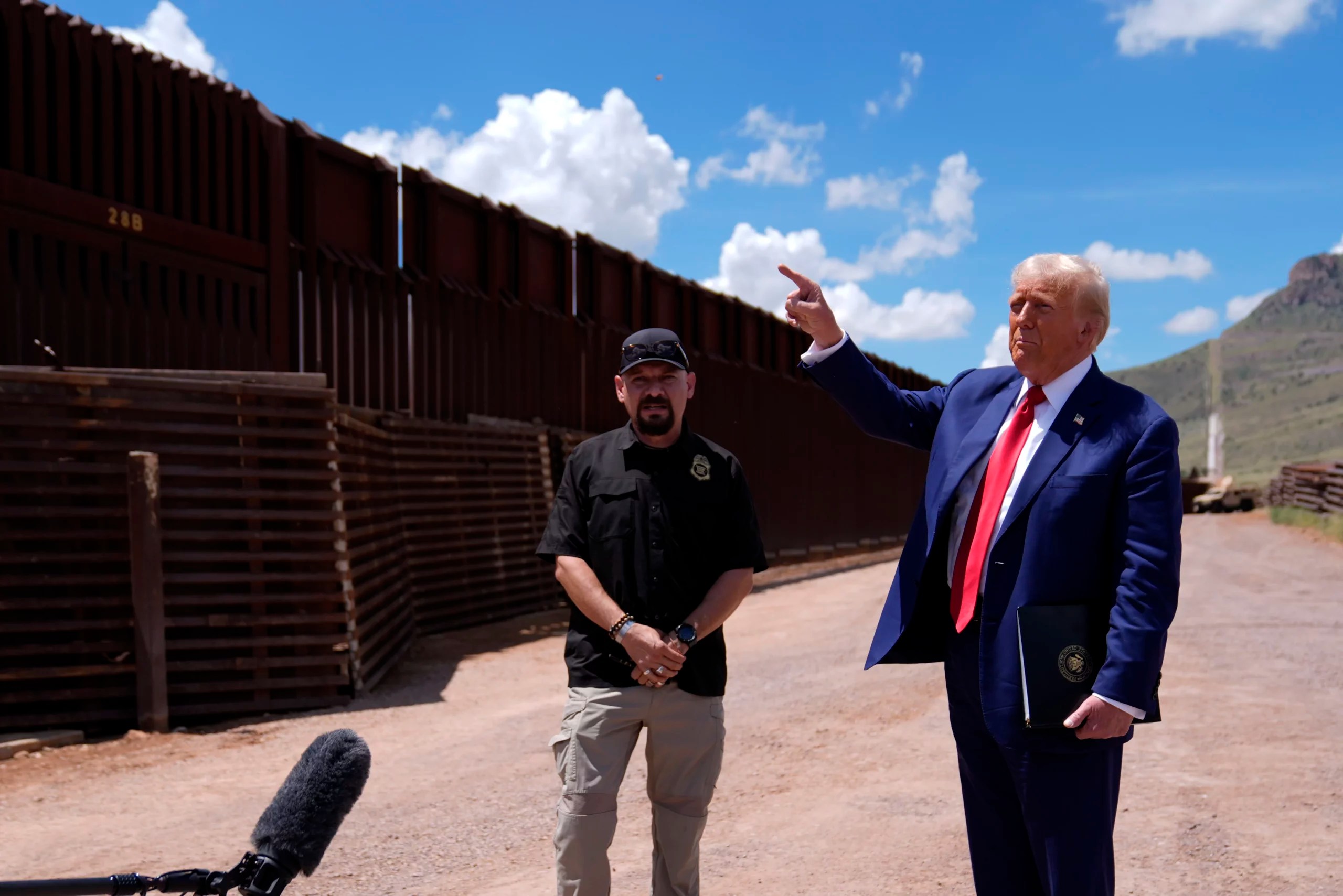 Democrats think their record on abortion will neutralize missteps at the border 