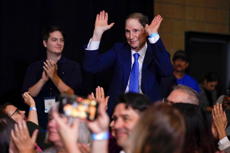 Top Senate Democrat bids to overturn Supreme Court decisions as GOP slams overhaul: ‘Smacks of arrogance’