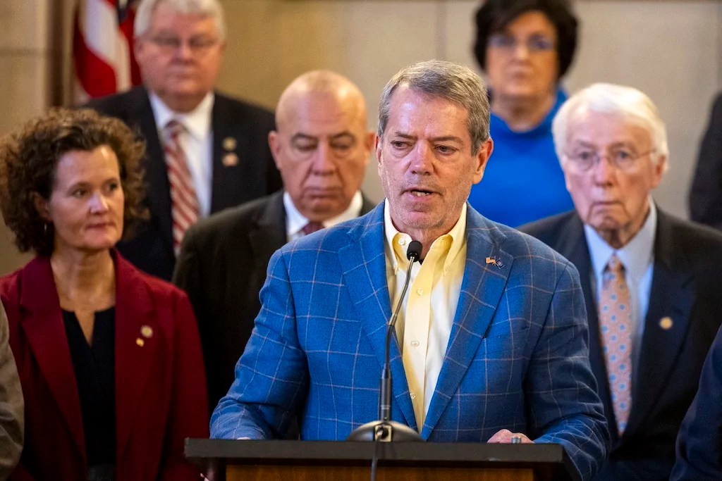 Nebraska governor signs executive order barring state agencies from buying lab-grown meat