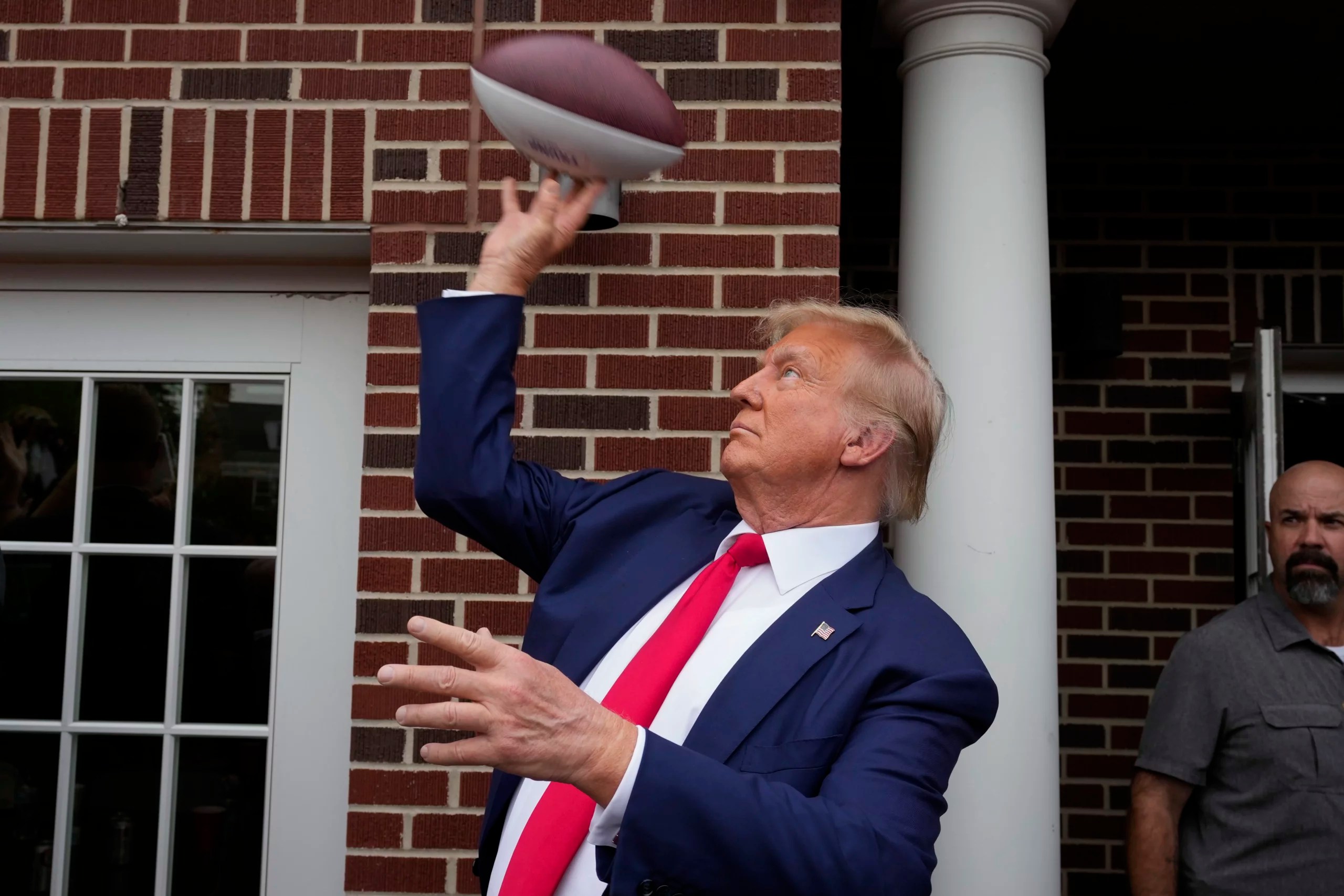 Harris campaign to taunt Trump with plane banner flying over Alabama football game he’s attending