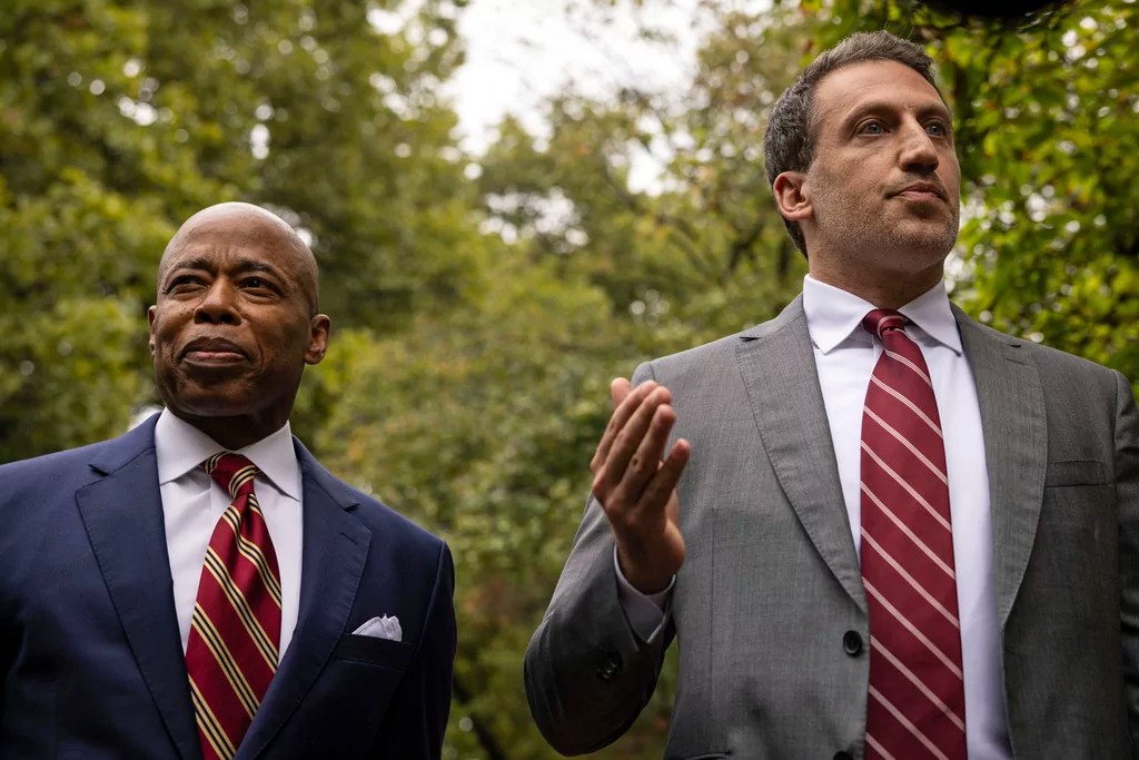 NYC Mayor Eric Adams moves to dismiss part of corruption case