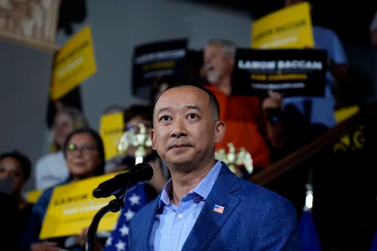 Democrats expand targets to include Midwest seats previously out of reach