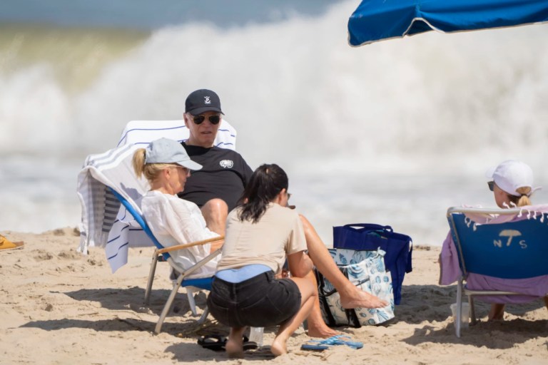 Biden seen soaking up the sun in ongoing two-week vacation: ‘Who’s running the country?’