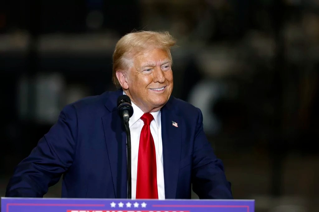 Six leads, one trail, one tie for Trump in North Carolina polls