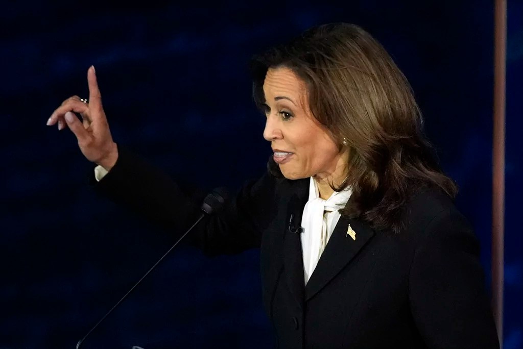 Harris defends gun record with reminder about her own firearm