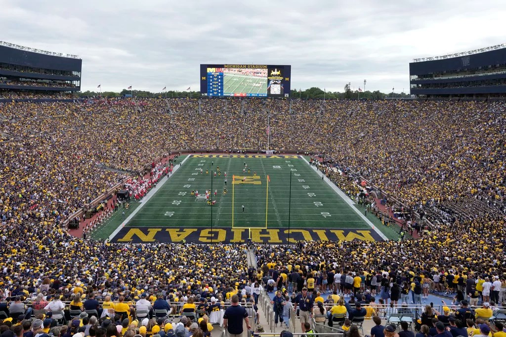 Only Congress can save college football