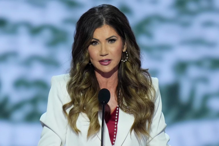 WATCH LIVE: Kristi Noem announces state partnerships with ICE in Chicago