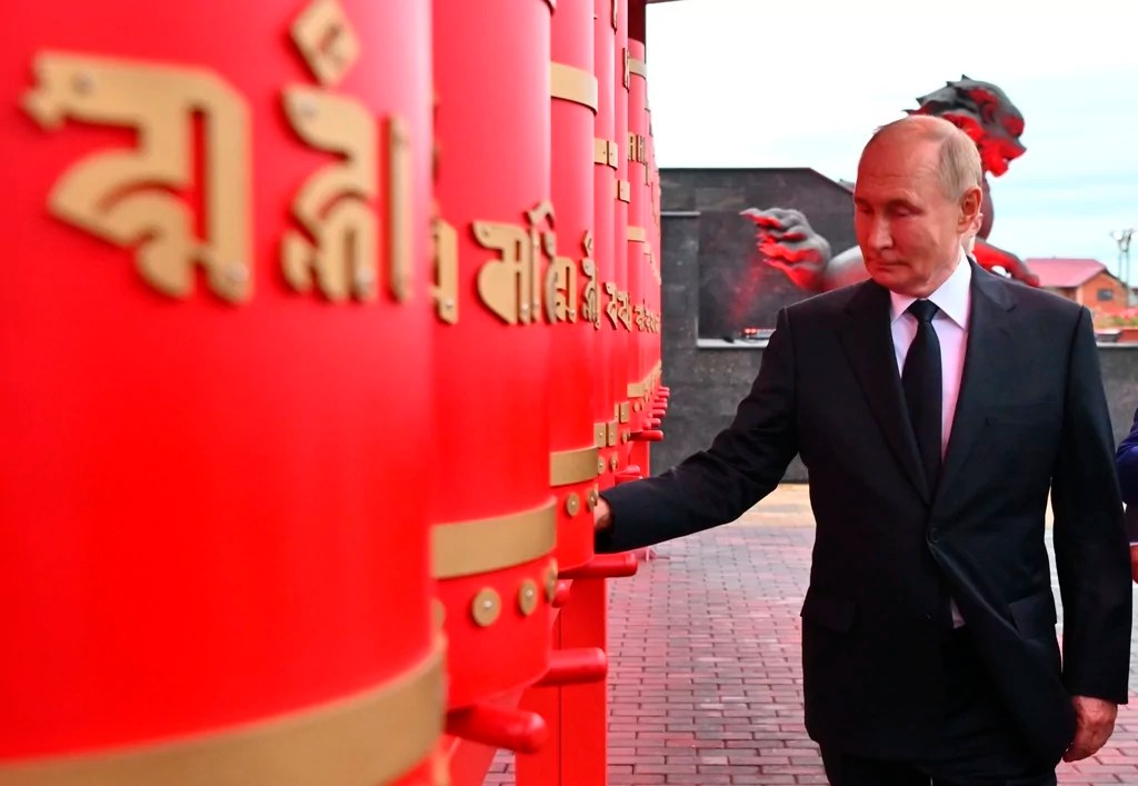 Mongolia welcomes Putin despite requirement to act on ICC arrest warrant