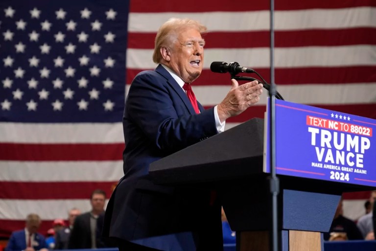 Trump says he would blow any nation threatening a presidential candidate to ‘smithereens’