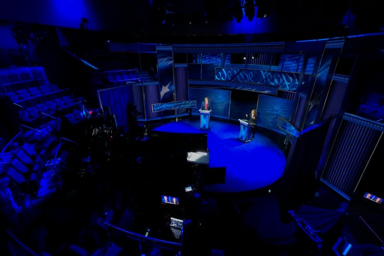 ABC News moderators debate for Harris