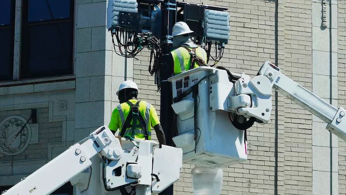 Job openings plunge to lowest level since Biden sworn in