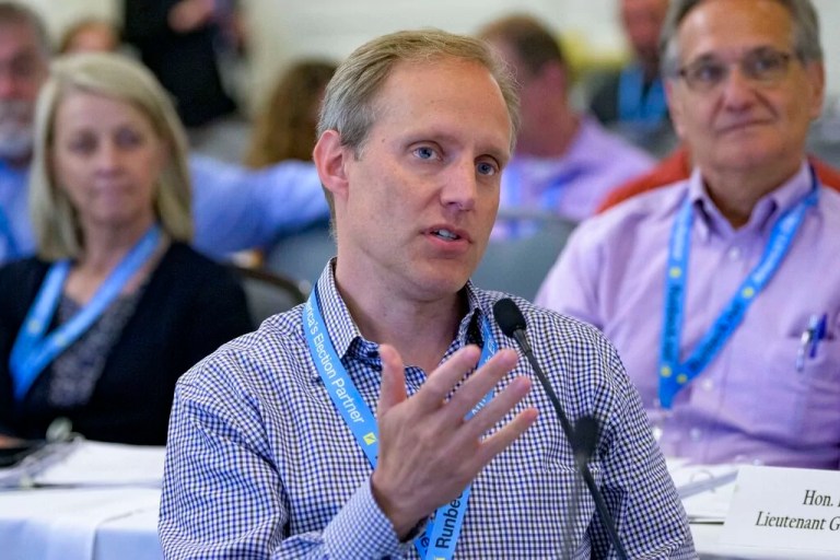 Minnesota election officials make changes to automatic voter registration system after issues arise