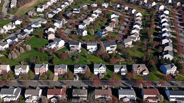 New home sales fell 4.7% in August despite mortgage rates coming down