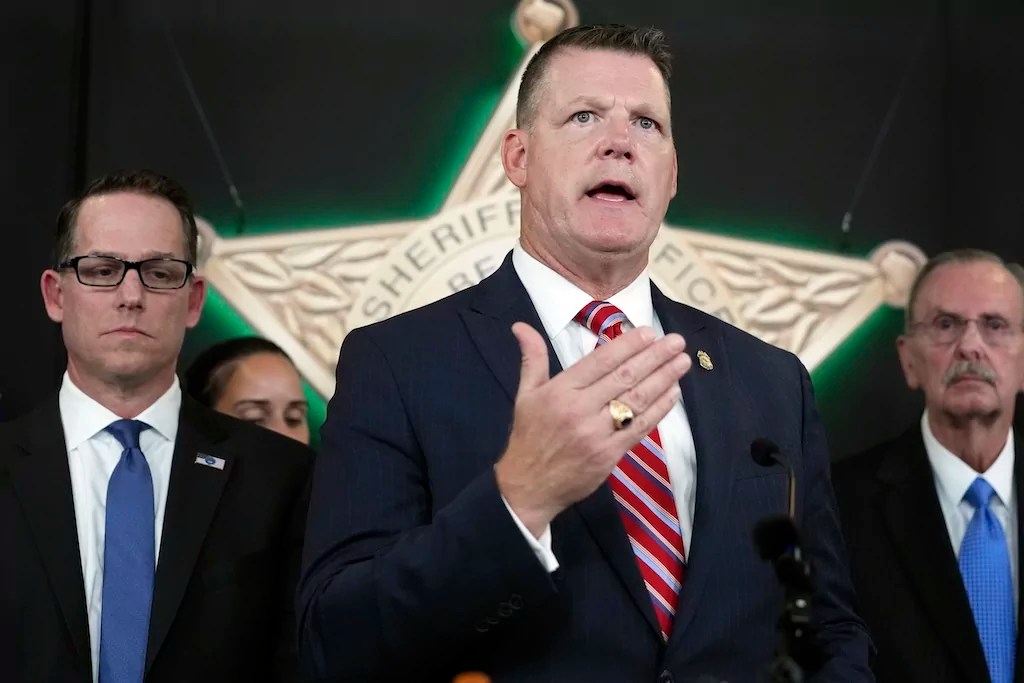 Secret Service to receive cash infusion from government funding proposal with strings attached