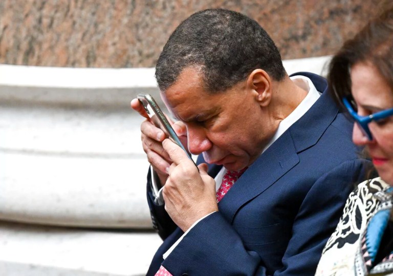 Former New York Gov. David Paterson attacked in New York City