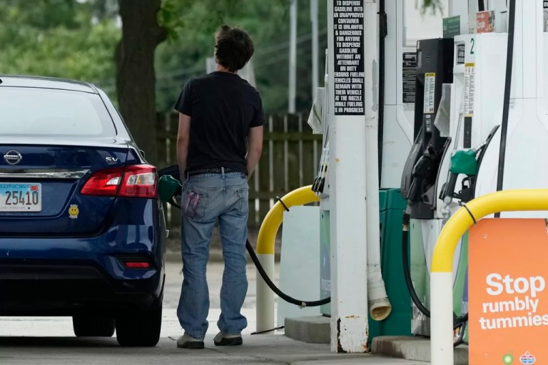 Georgia drivers get pleasant surprise at the pumps