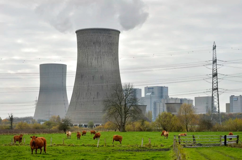 ‘Exactly what we need’: First expedited coal lease advances