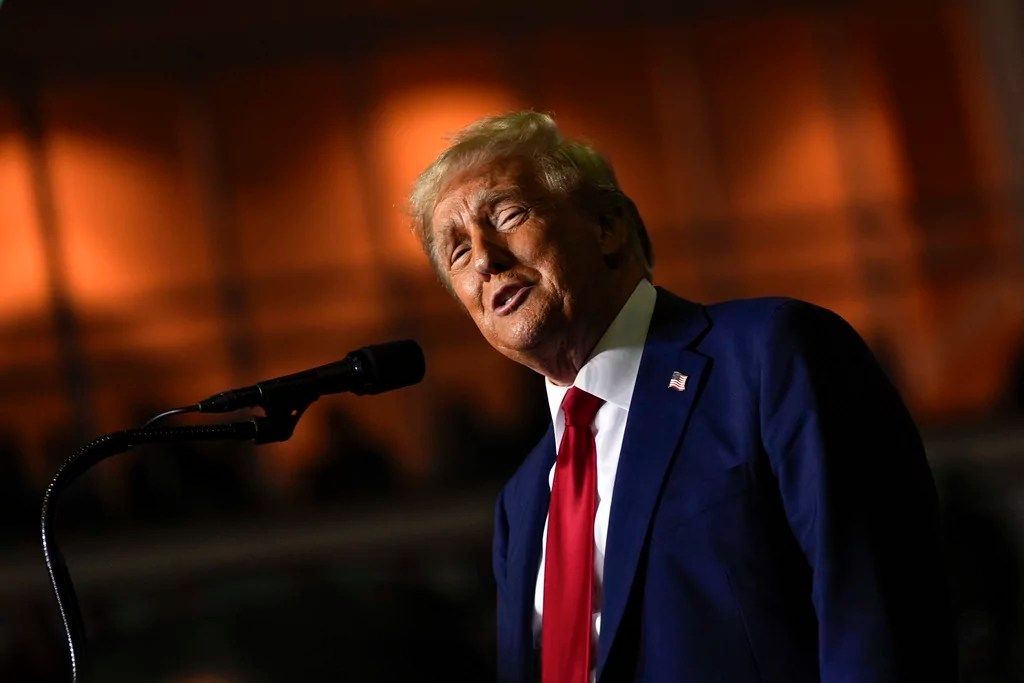 Albuquerque mayor still demands reimbursement for Trump rally’s cost to city